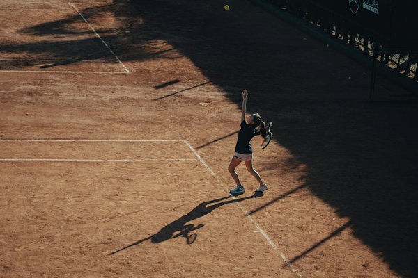 Quelles sont les meilleures pratiques pour maintenir la cohésion d'équipe hors du terrain ?