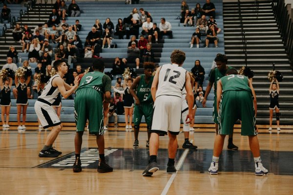 Les erreurs fréquentes à éviter lors des interceptions en basket